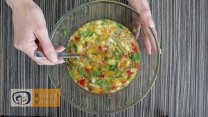 Tojás muffinok recept, tojás muffinok elkészítése 4. lépés