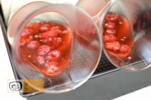 Málnás parfé recept, málnás parfé elkészítése 5. lépés