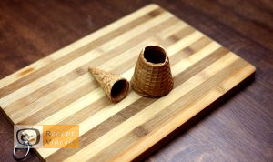 csokival töltött édestölcsér csésze recept elkészítése 1. lépés