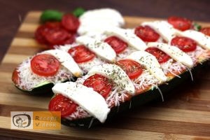 Cukkini pizza recept, cukkini pizza elkészítése 4. lépés