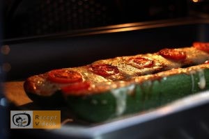 Cukkini pizza recept, cukkini pizza elkészítése 5. lépés