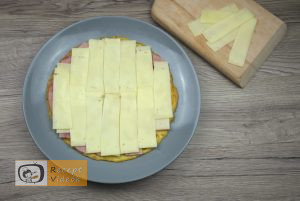 Csiga tojástekercsből recept, csiga tojástekercsből elkészítése 4. lépés