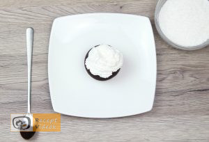 Panda muffin recept, panda muffin elkészítése 4. lépés