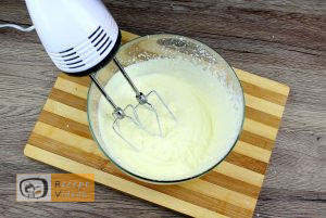 Kekszes jégkrémtorta recept, kekszes jégkrémtorta elkészítése 1. lépés