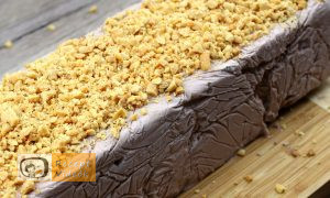 Kekszes jégkrémtorta recept, kekszes jégkrémtorta elkészítése 11. lépés