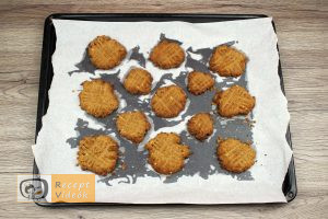 Mogyoróvajas keksz recept, mogyoróvajas keksz elkészítése 3. lépés