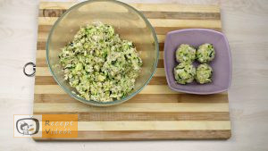 Sajtos cukkinigolyó recept, sajtos cukkinigolyó elkészítése 4. lépés