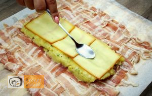 Baconbe tekert krumpli rolád recept elkészítése 11. lépés