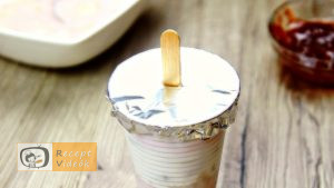 Gyümölcsös joghurtfagyi recept, gyümölcsös joghurtfagyi elkészítése 3. lépés