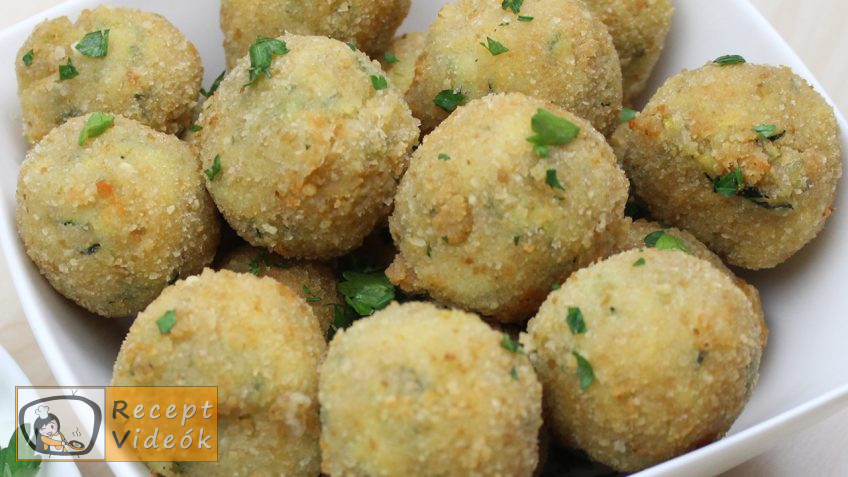 Sajtos cukkinigolyó