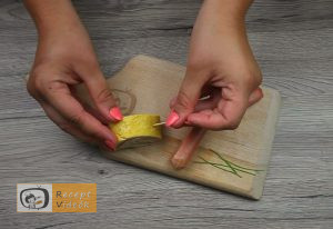 Csiga tojástekercsből recept, csiga tojástekercsből elkészítése 6. lépés