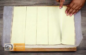 Mogyorókrémes minikiflik recept, mogyorókrémes minikiflik elkészítése 1. lépés