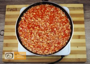 Darált hússal töltött padlizsán recept elkészítése 3. lépés