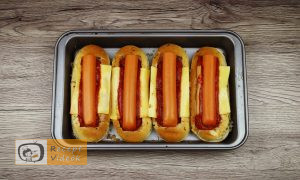 Bolognais hot dog recept, bolognais hot dog elkészítése 5. lépés