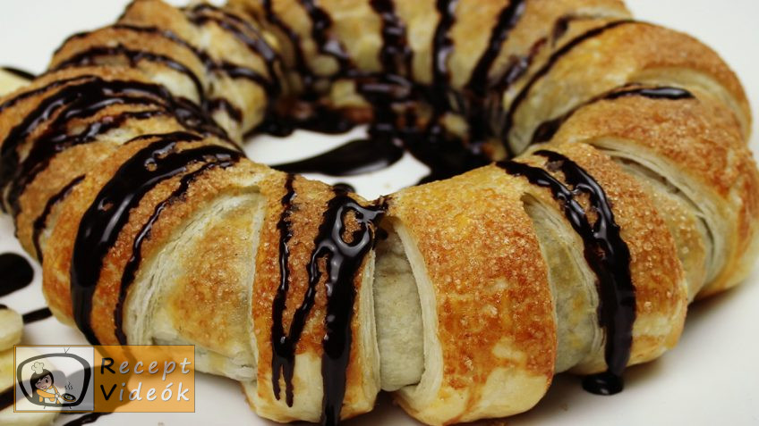 Mogyorókrémes banánkoszorú