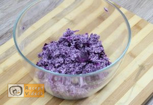 Lilakáposzta fasírt recept, lilakáposzta fasírt elkészítése 3. lépés