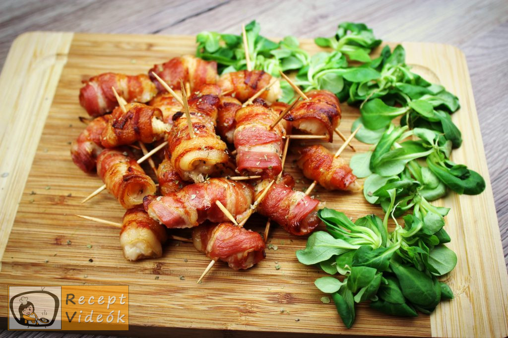Baconbe tekert csirkefalatok recept elkészítése - Recept Videók