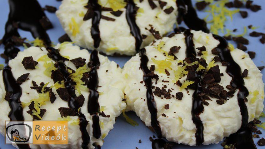 Citromos mini sajttorta