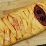 EGYSZERŰ HALLOWEEN SÜTI RECEPTEK - múmia pizza - Recept Videók