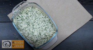 Töltött csirkemell mustáros besamel mártással - Csirkemell receptek elkészítése 7. lépés