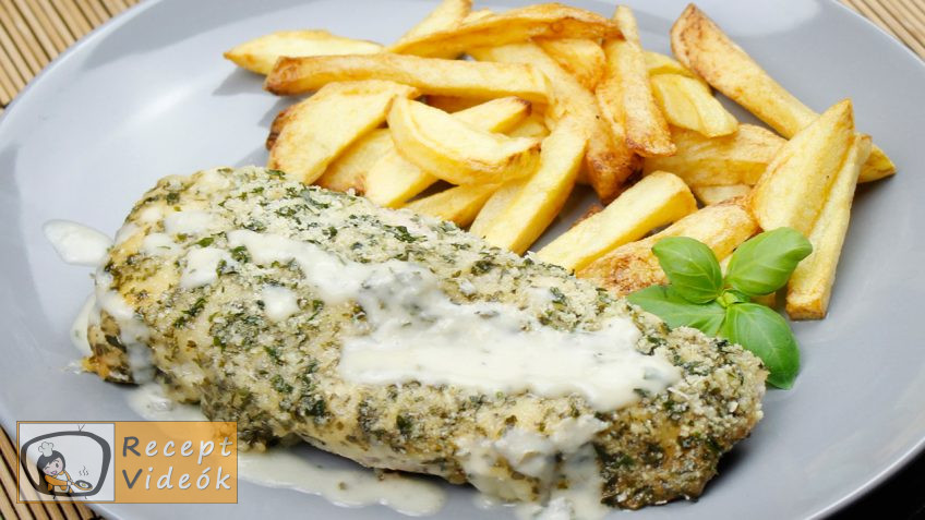 Töltött csirkemell mustáros besamellel