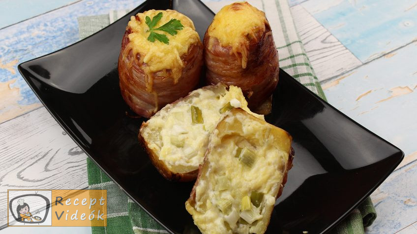 Töltött krumpli baconbe göngyölve