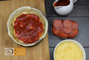 Rakott mini pizza recept, rakott mini pizza elkészítése 4. lépés