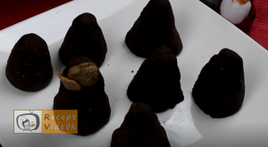 Karácsonyi diy kreatív recept ötletek, asztaldíszek (Havas tobozok) 4. lépés