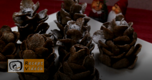 Karácsonyi diy kreatív recept ötletek, asztaldíszek (Havas tobozok) 5. lépés