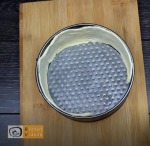 Rakott mini pizza recept, rakott mini pizza elkészítése 2. lépés