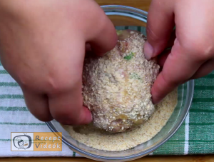 tojással töltött fasírtgombóc recept elkészítése 6. lépés