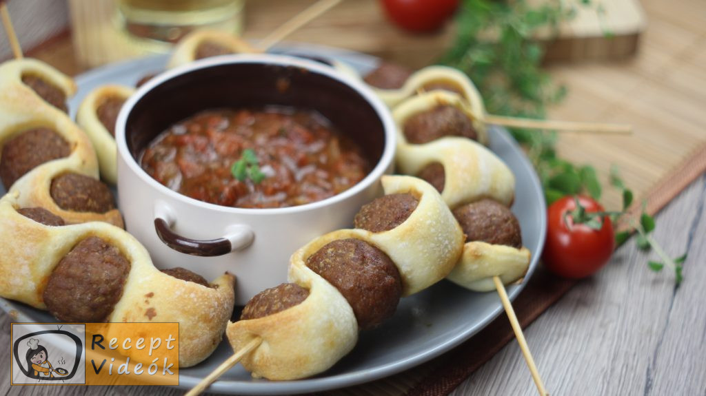Tűzdelt húsgombócok recept elkészítése - Recept Videók