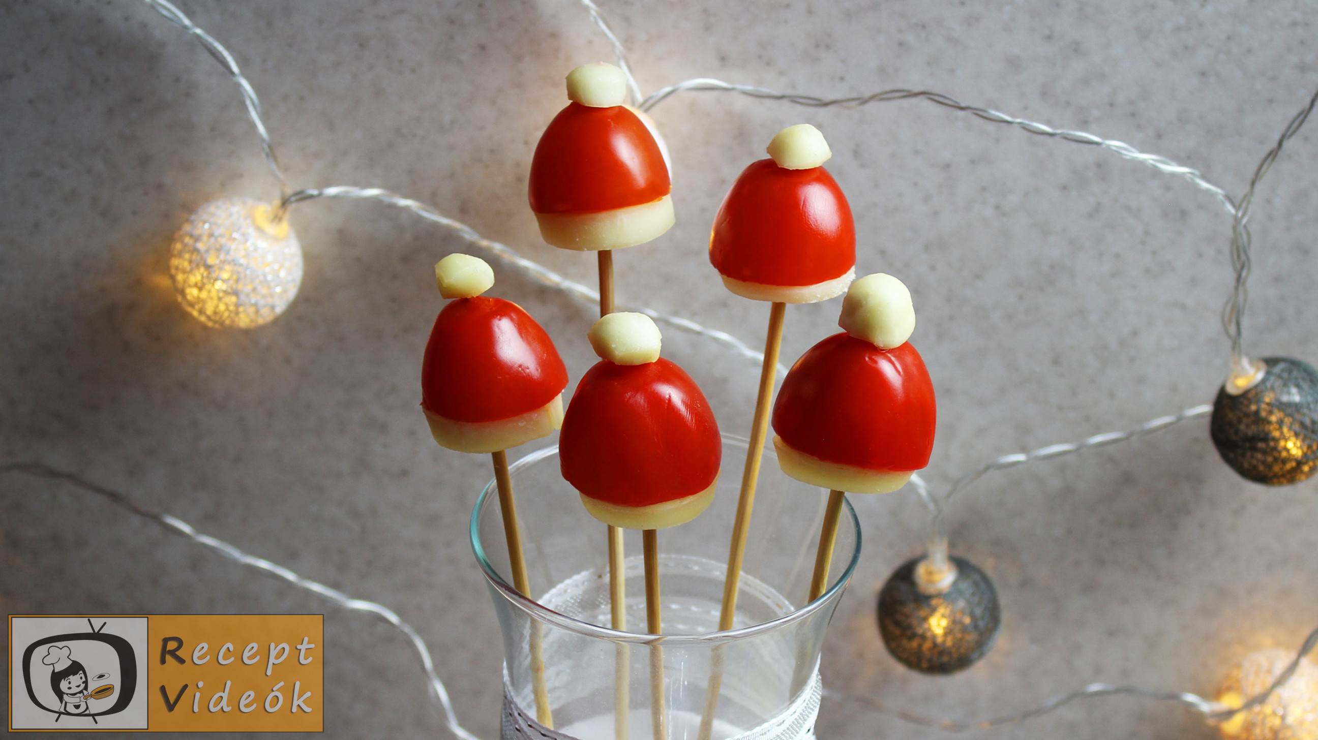 Karácsonyi diy kreatív recept ötletek, asztaldíszek - Mikulás sapka - Recept Videók Karácsonyi diy kreatív recept ötletek, asztaldíszek - Mikulás sapka - Recept Videók