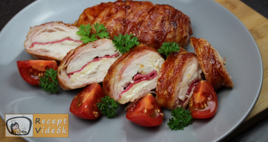 Baconös töltött csirkemell barbecue szósszal - Csirkemell receptek elkészítése - Recept Videók