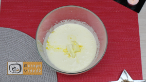 Karácsonyi diy kreatív recept ötletek - karácsonyfa és mikulás sapka muffin 2. lépés