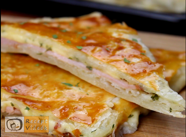 Sonkás-sajtos lepény