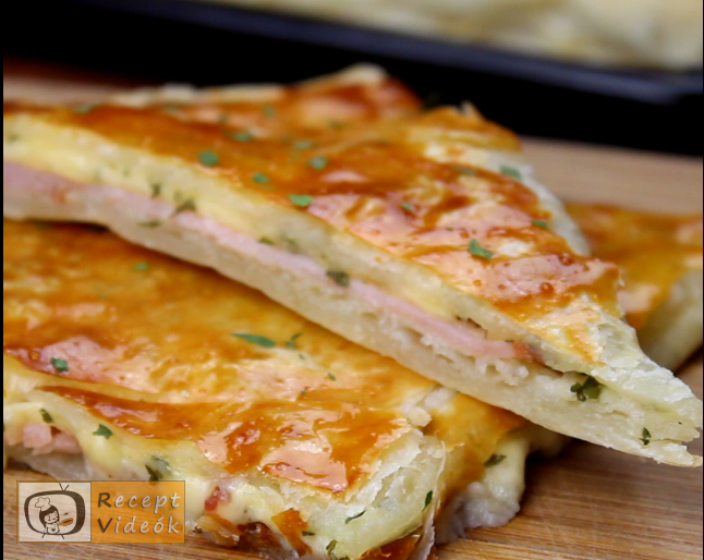 Sonkás-sajtos lepény recept, sonkás-sajtos lepény elkészítése - Recept Videók Sonkás-sajtos lepény recept, sonkás-sajtos lepény elkészítése - Recept Videók