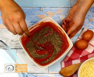 Sajttal töltött paradicsomos csirkemell - Csirkemell receptek elkészítése 4. lépés