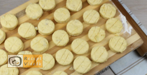 Burgonyás pogácsa (krumplis pogácsa) recept, burgonyás pogácsa (krumplis pogácsa) elkészítése 9. lépés