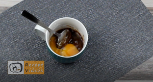  mogyorókrémes bögrés süti recept elkészítése 4. lépés