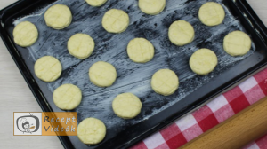 Sajtos pogácsa recept, sajtos pogácsa elkészítése 8. lépés