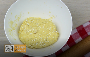 Túrós pogácsa recept, túrós pogácsa elkészítése 3. lépés