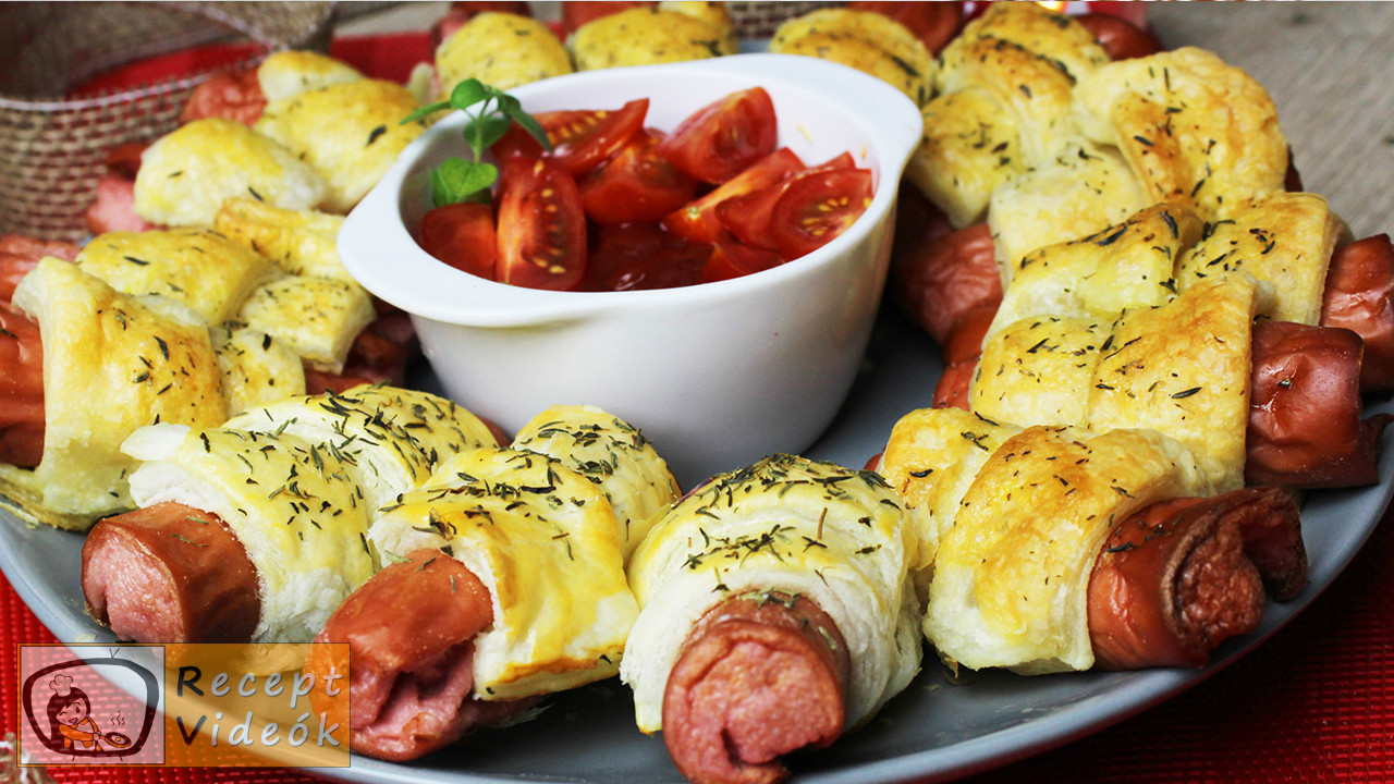 Virsli koszorú recept, virsli koszorú elkészítése - Recept Videók Virsli koszorú recept, virsli koszorú elkészítése - Recept Videók