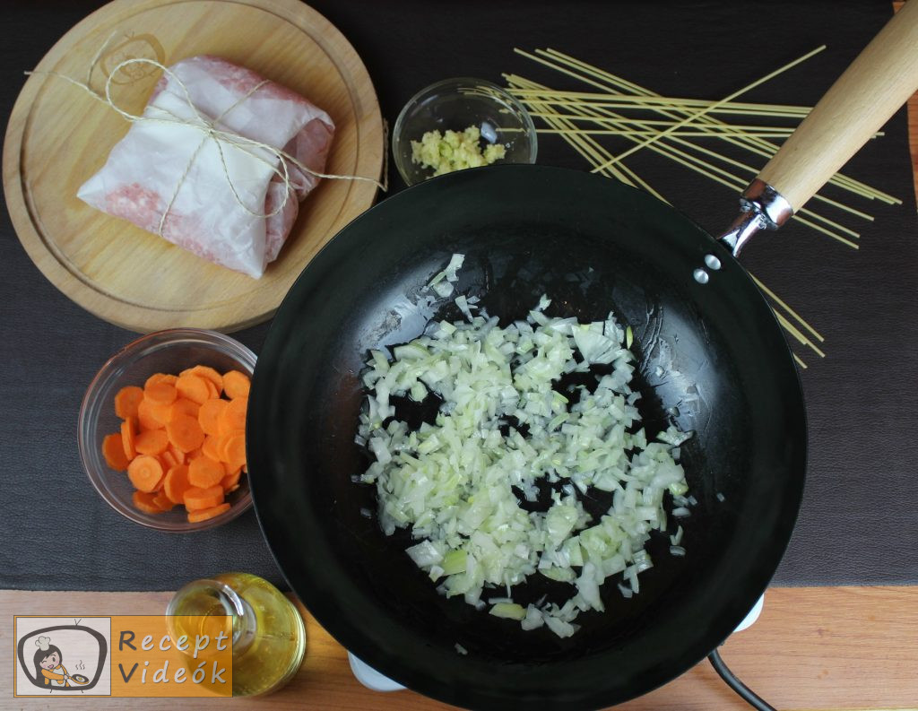Bolognai spagetti recept, bolognai spagetti elkészítése 1. lépés
