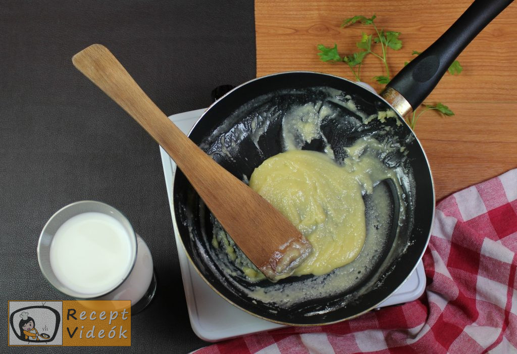 Besamel mártás recept, besamel mártás elkészítése 2. lépés