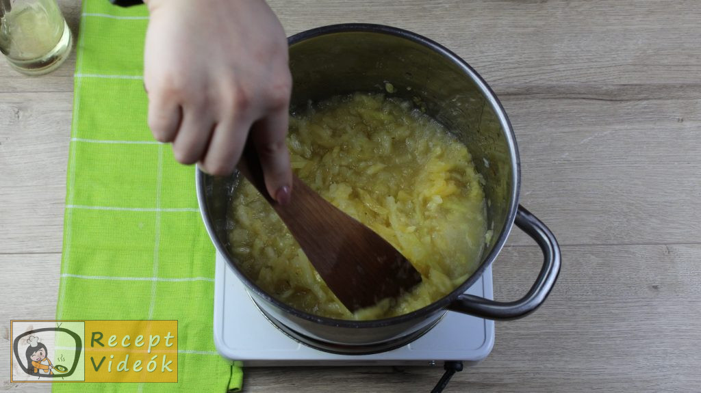 Tökfőzelék recept, tökfőzelék elkészítése 2. lépés