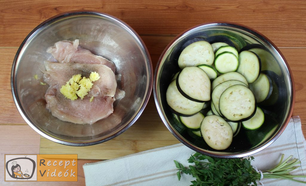 padlizsános csirketorta recept, padlizsános csirketorta elkészítése 2. lépés