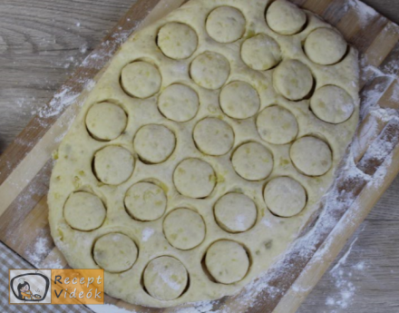 Burgonyafánk recept, burgonyafánk elkészítése 6. lépés