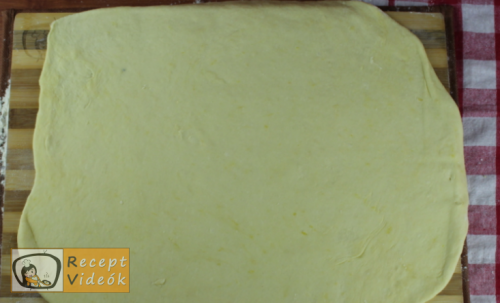 Csörögefánk (forgácsfánk) recept, csörögefánk (forgácsfánk) elkészítése 4. lépés