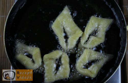 Csörögefánk (forgácsfánk) recept, csörögefánk (forgácsfánk) elkészítése 8. lépés